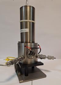photo of dewar transmisson reflection accessory 